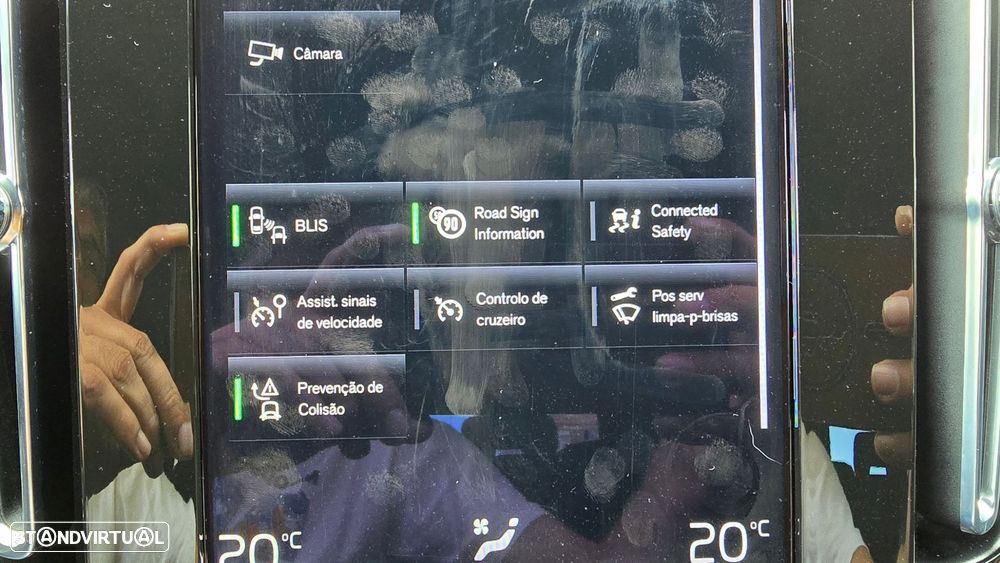 Volvo XC 40 - 46