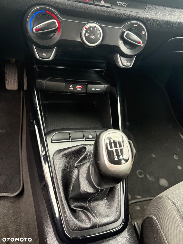 Kia Stonic 1.0 T-GDI 120 Spirit - 19