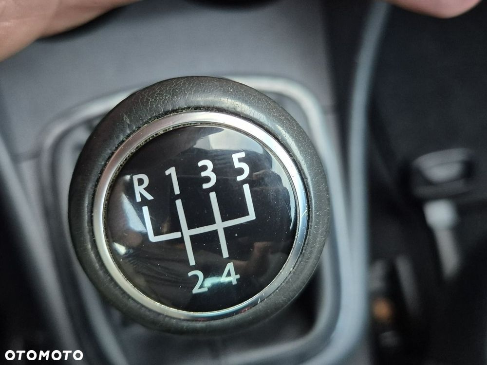 Volkswagen Polo - 19