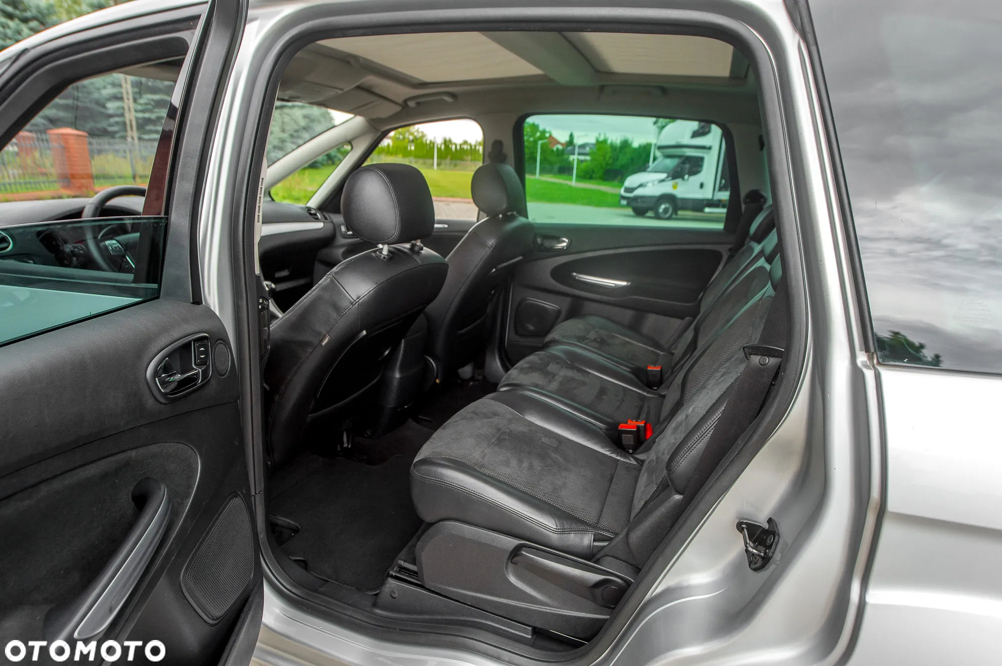 Ford S-Max 2.5 Titanium - 18