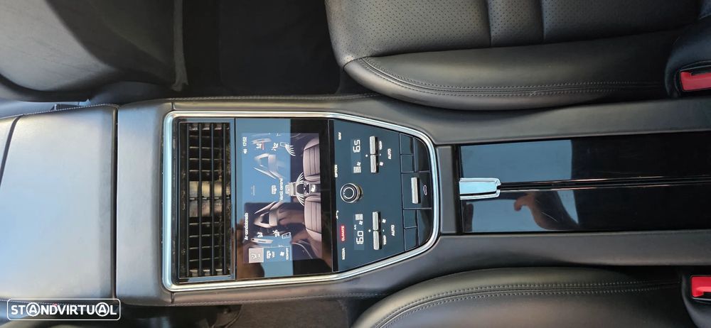 Porsche Panamera 4 E-Hybrid Executive - 14