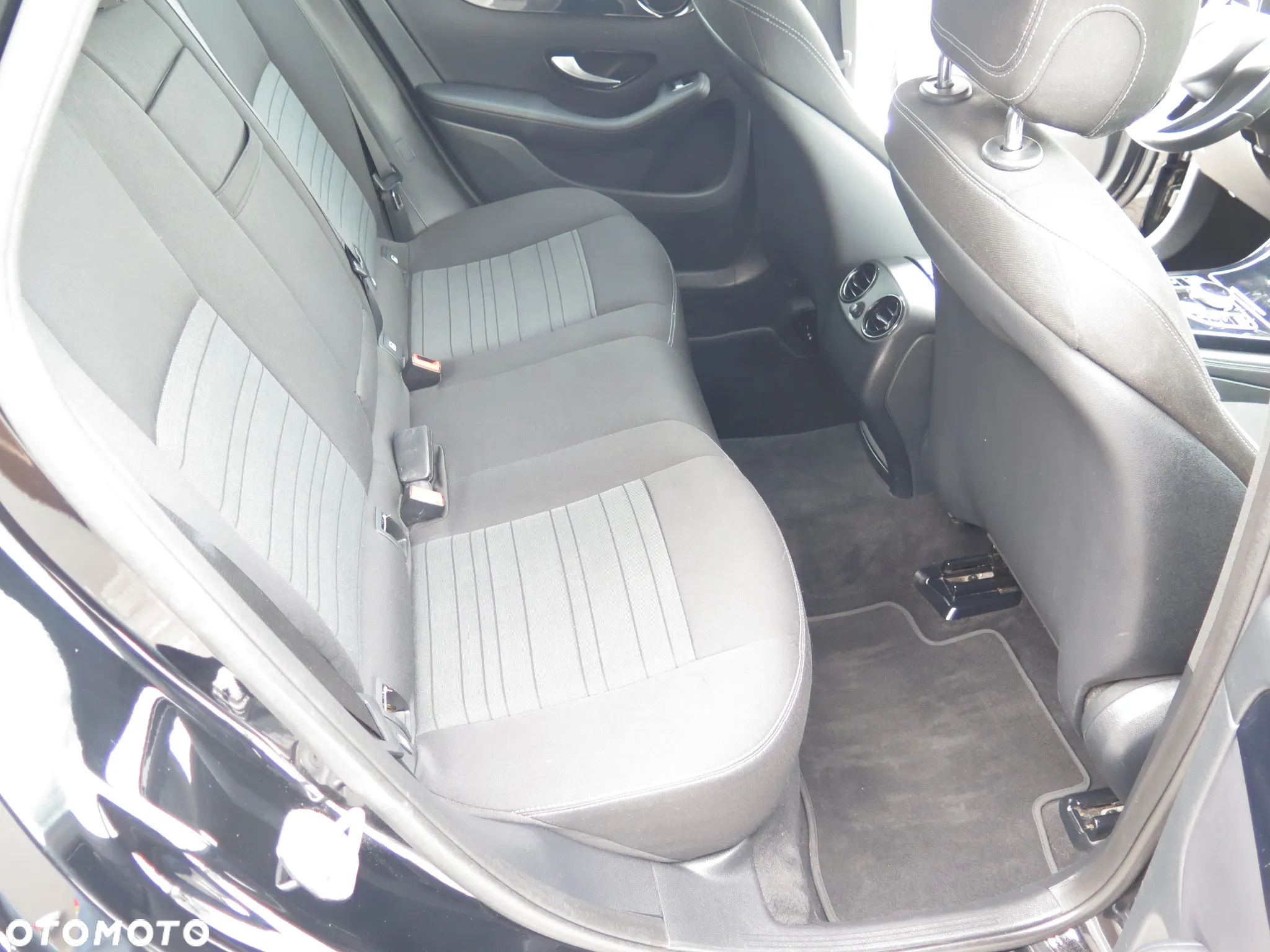 Mercedes-Benz GLC 220 d 4-Matic - 32