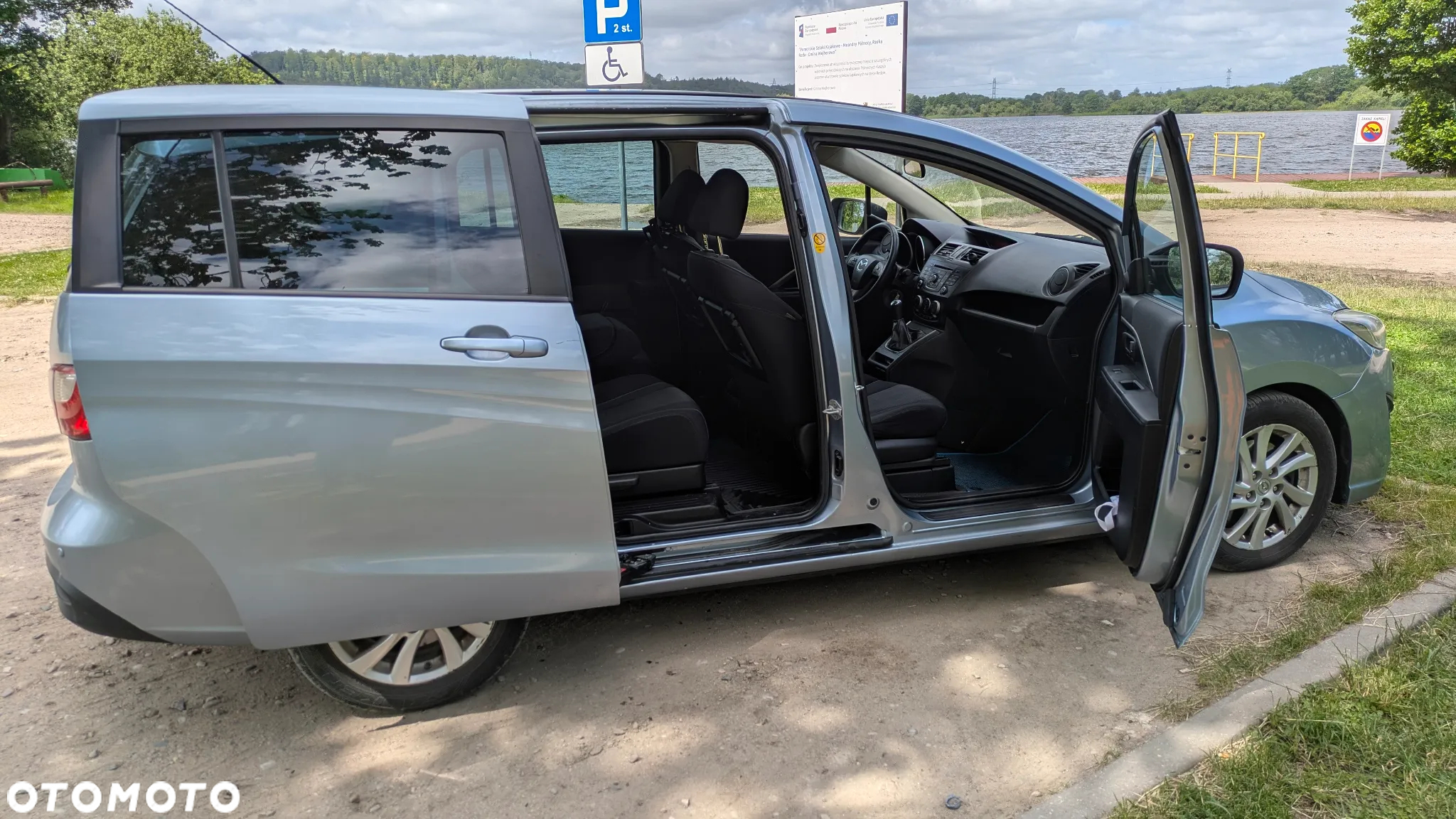 Mazda 5 - 4