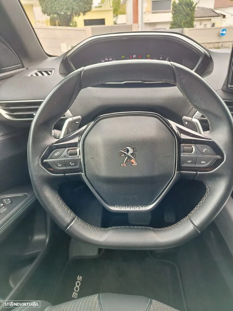 Peugeot 5008 1.2 PureTech Allure EAT6 - 14