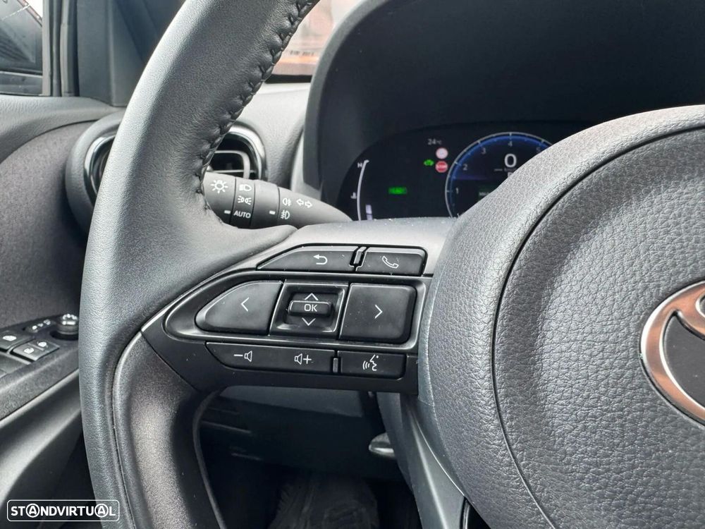 Toyota Yaris Cross 1.5 HDF Comfort Plus AWD - 29