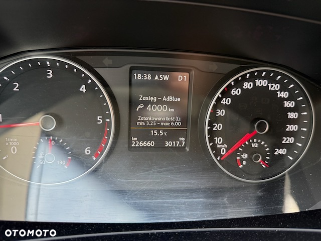 Volkswagen Caravelle 2.0 TDI L1 Comfortline 4Motion DSG - 18