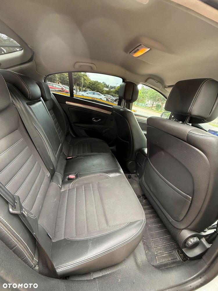 Renault Laguna 1.5 dCi Authentique - 11