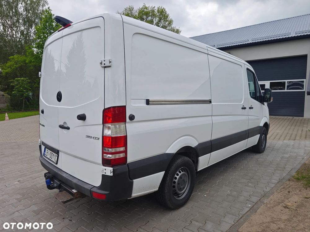 Mercedes-Benz Sprinter 319 - 3