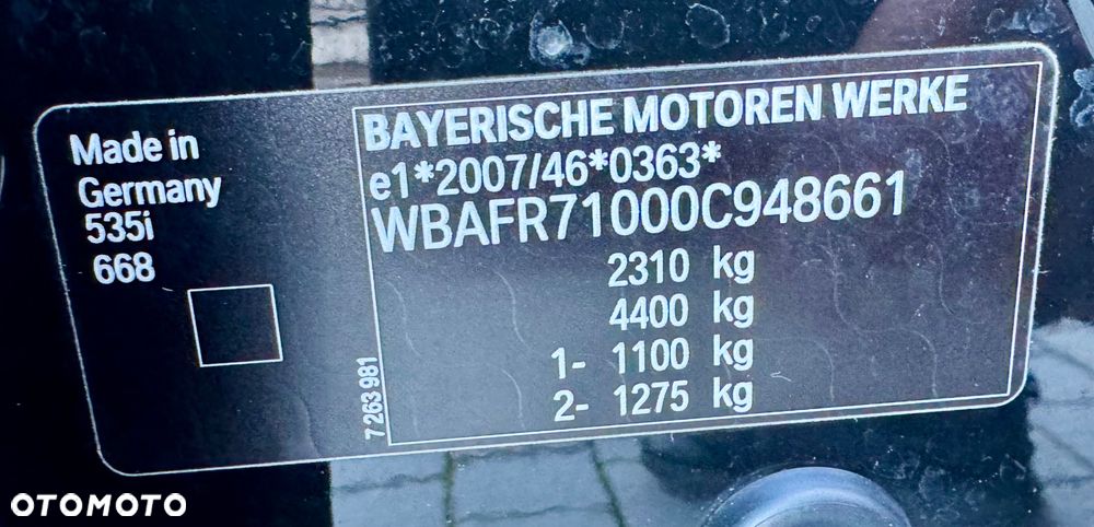 BMW Seria 5 535i Sport-Aut Modern Line - 31