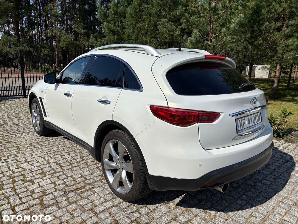 Infiniti QX70 3.0d AWD S Premium - 6