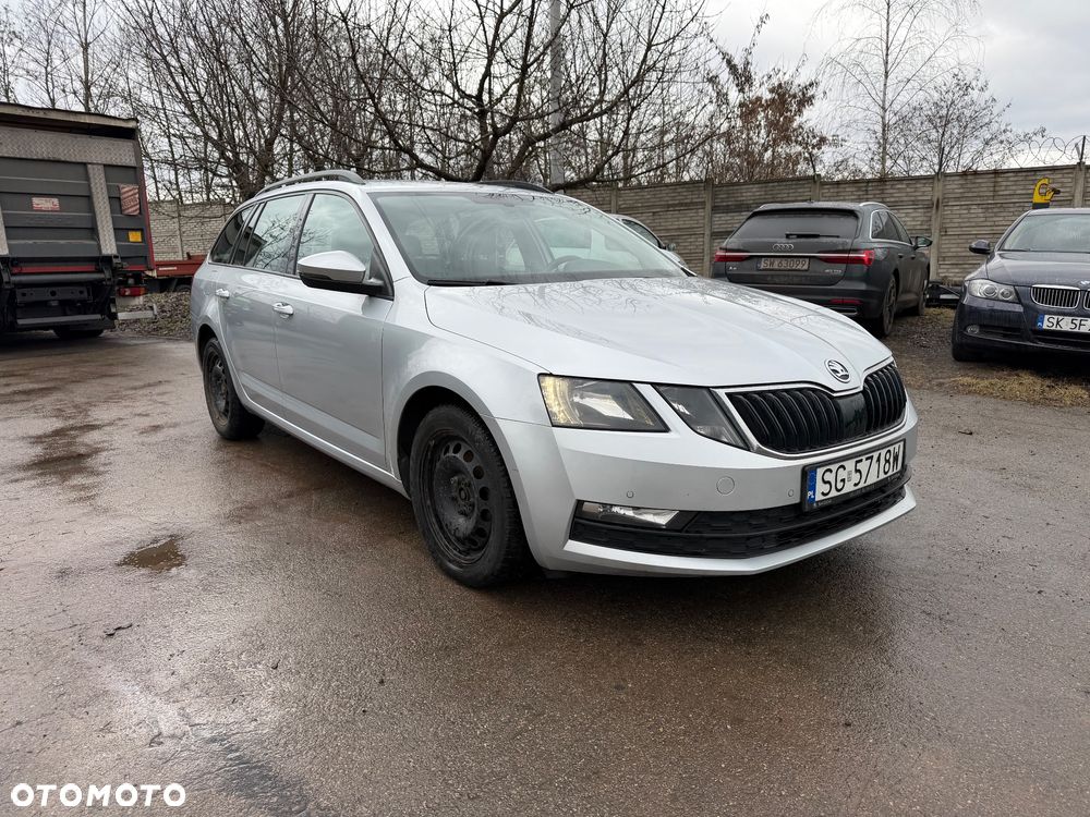 Skoda Octavia 1.6 TDI SCR Ambition - 1