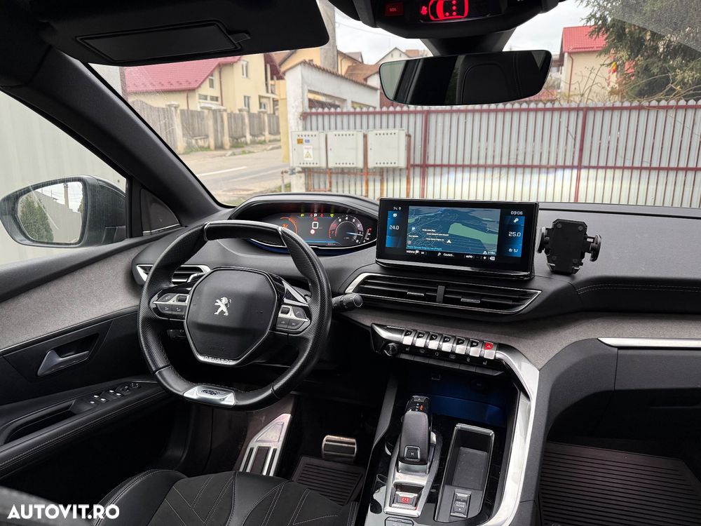 Peugeot 3008 1.6 PureTech S&S EAT8 GT - 17