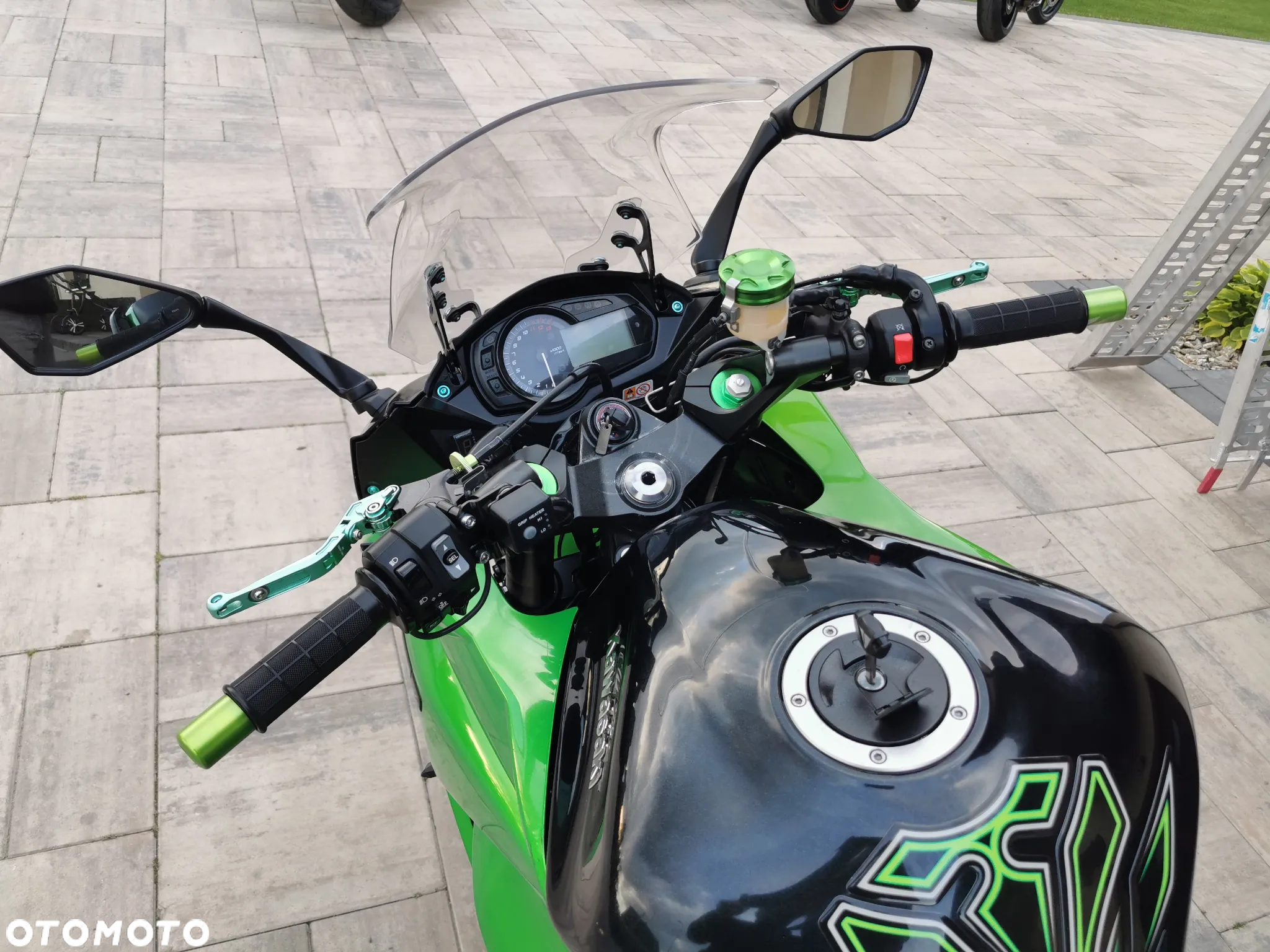Kawasaki Z - 27