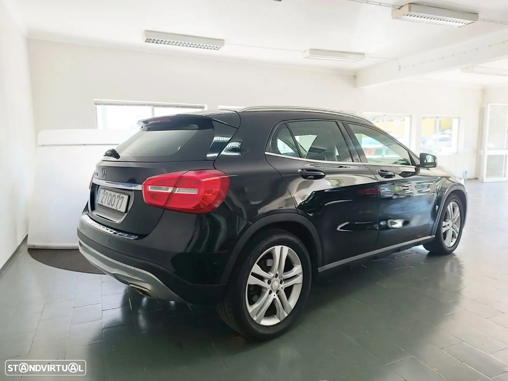 Mercedes-Benz GLA 180 d Urban - 7