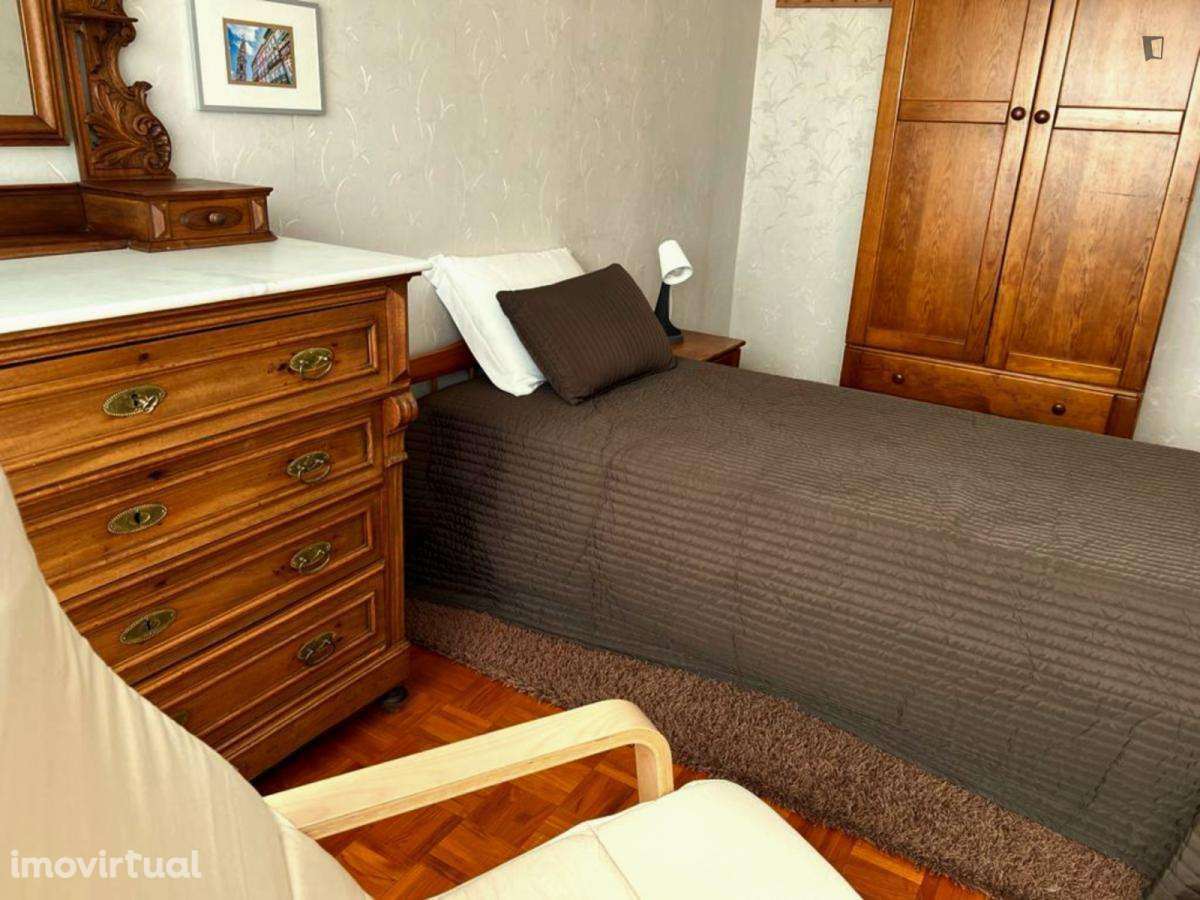 Quarto - localizado em Bonfim Porto - Grande imagem: 2/22