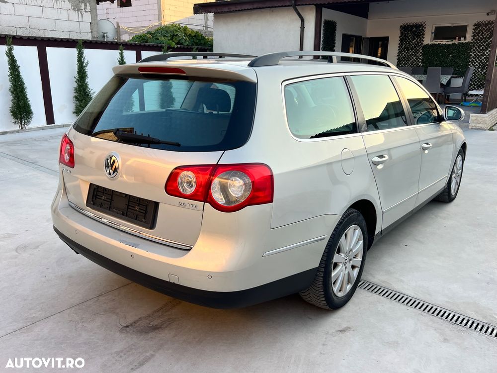 Volkswagen Passat 2.0 TDI DSG Comfortline - 4