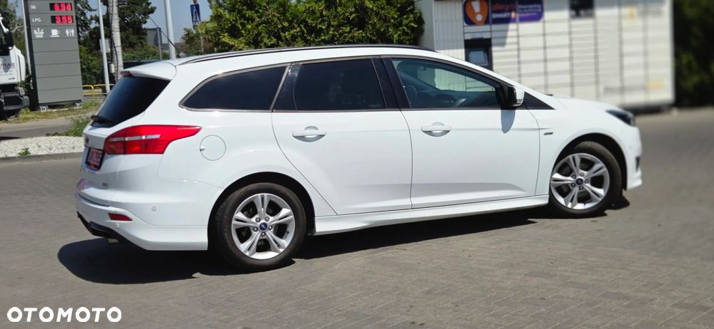 Ford Focus 1.5 EcoBoost STart-Stopp-System ST-LINE - 15