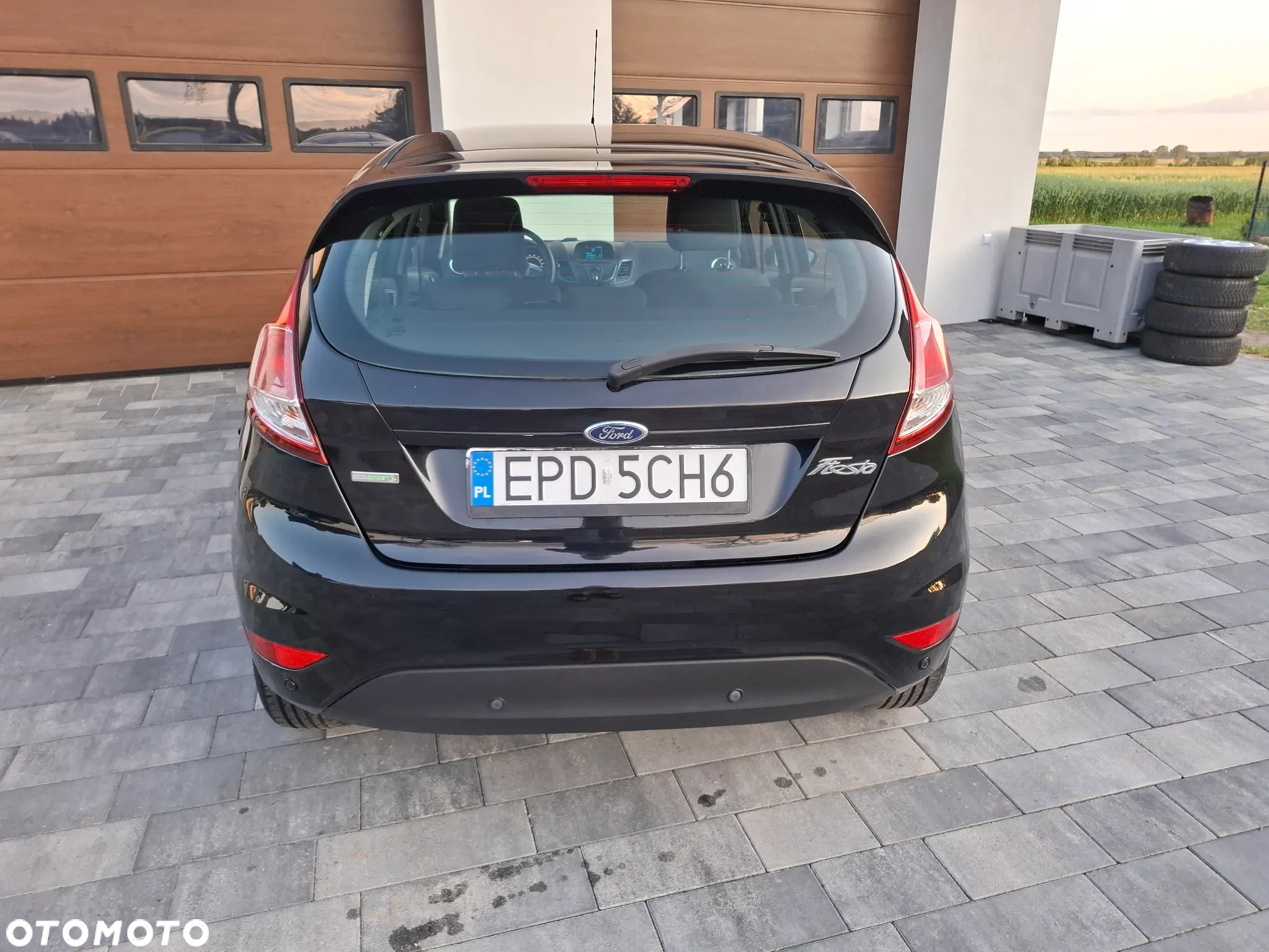 Ford Fiesta 1.0 EcoBoost S&S TITANIUM - 14