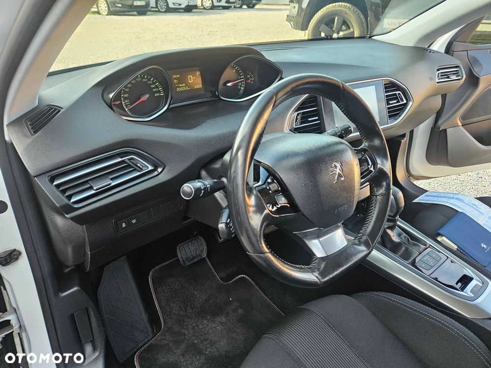 Peugeot 308 BlueHDi 150 EAT6 Stop & Start Allure - 24