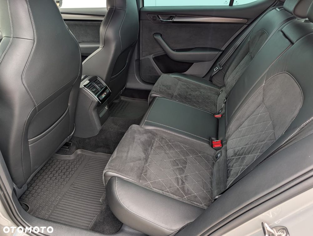 Skoda Superb 1.5 TSI ACT Sportline - 13