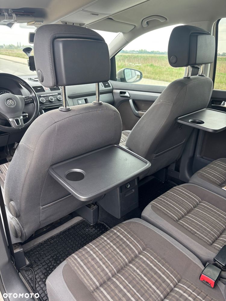 Volkswagen Touran 1.4 TSI Cross - 17
