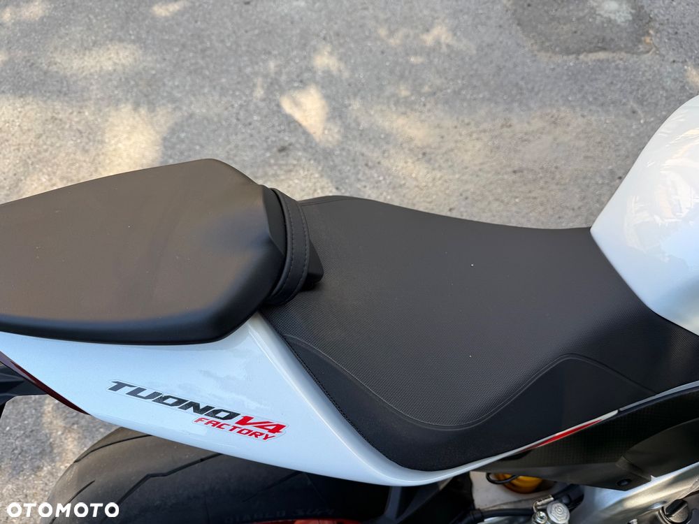 Aprilia Tuono - 7