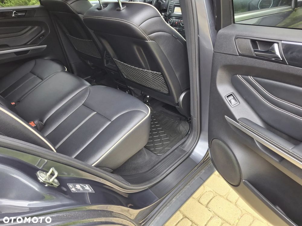 Mercedes-Benz ML - 14