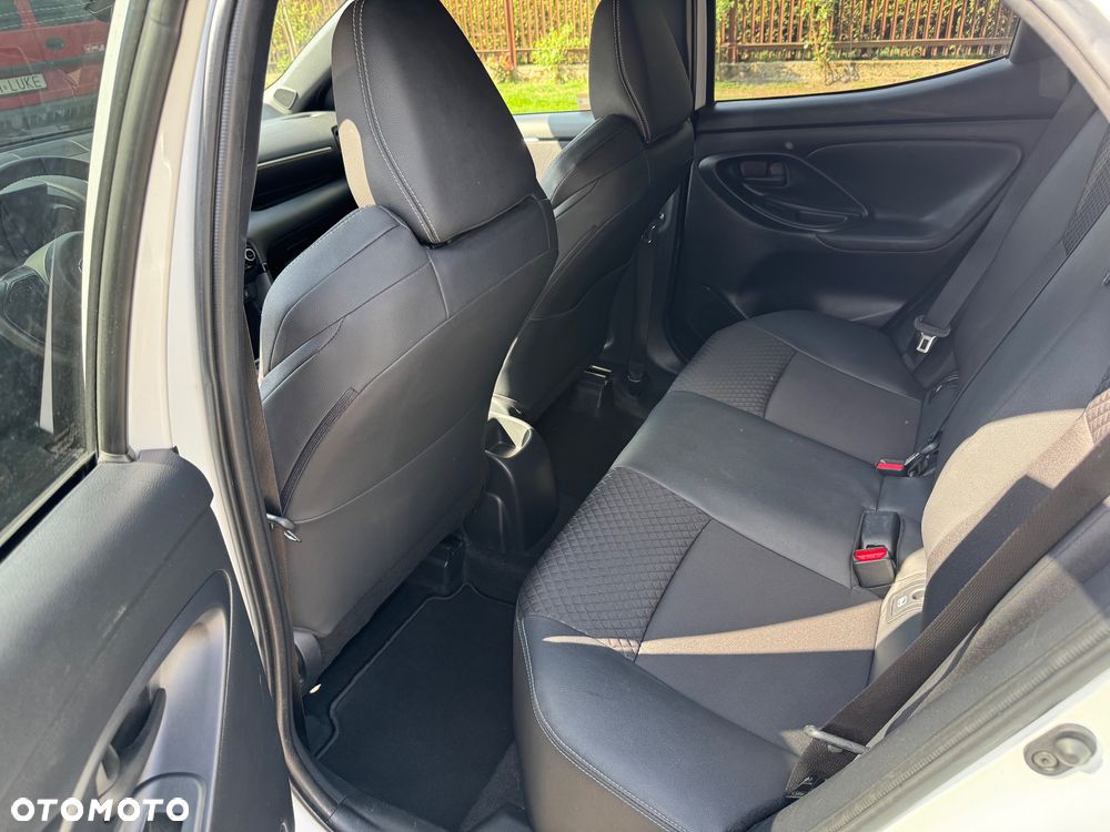 Toyota Yaris - 9