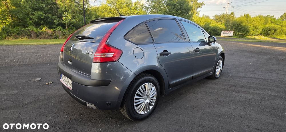 Citroën C4 1.4 16V Magic - 22