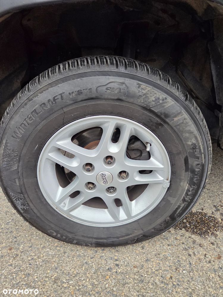 Jeep Grand Cherokee 4.0 Laredo - 24