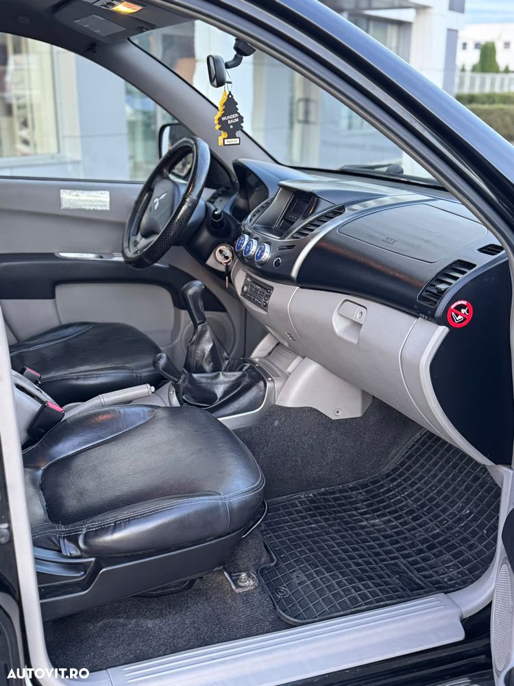 Mitsubishi L200 - 5