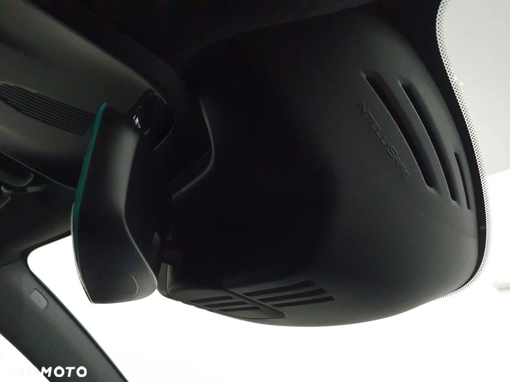 Volvo XC 40 D3 AWD R-Design - 25