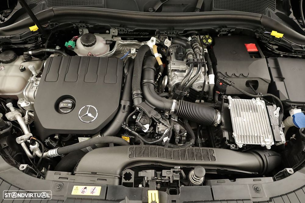 Mercedes-Benz GLA 250 e - 24