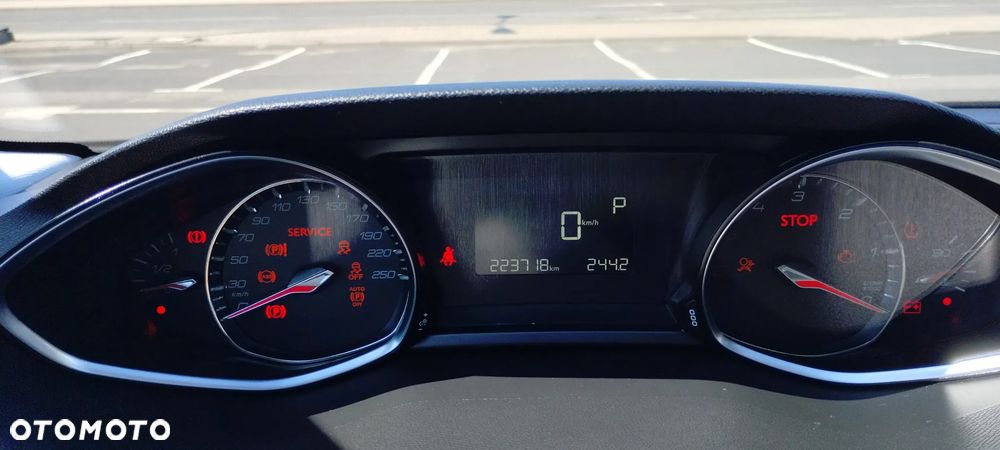 Peugeot 308 BlueHDi FAP 150 EAT6 Stop & Start Allure - 10