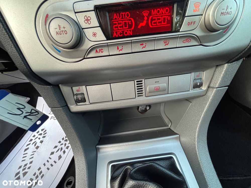 Ford Focus 1.6 16V Black Magic - 15