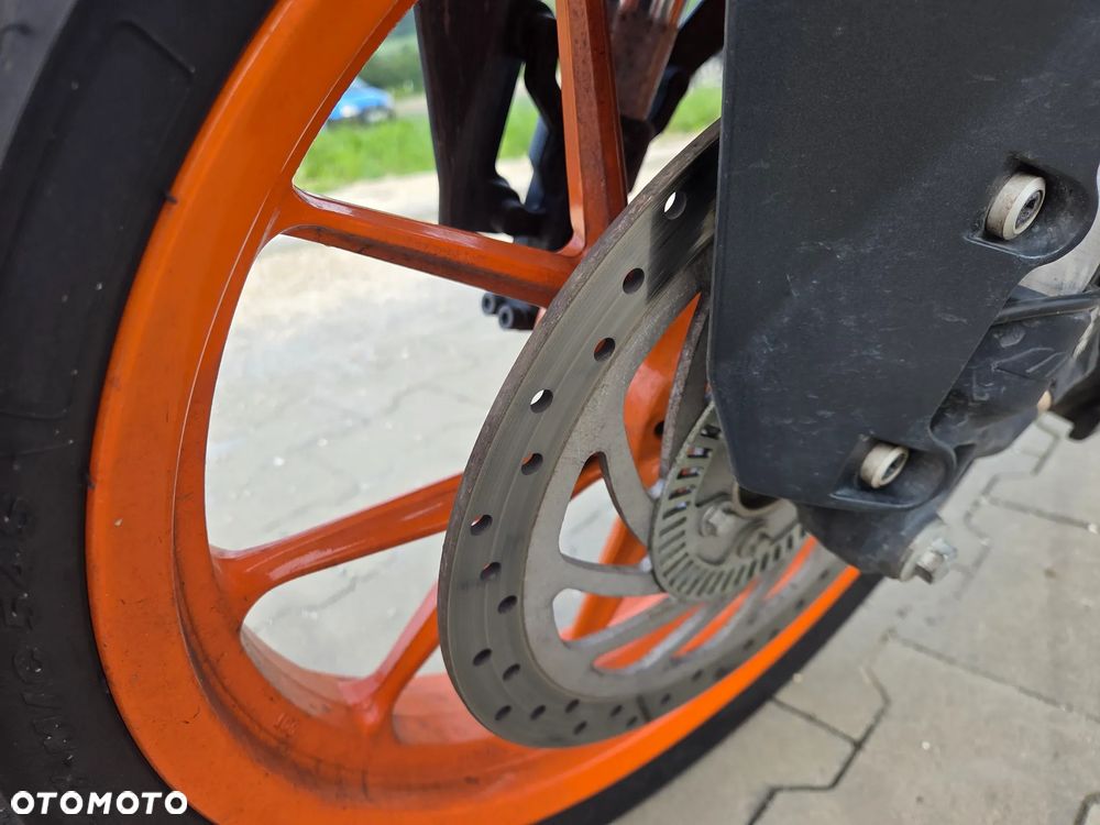 KTM RC 125 - 9