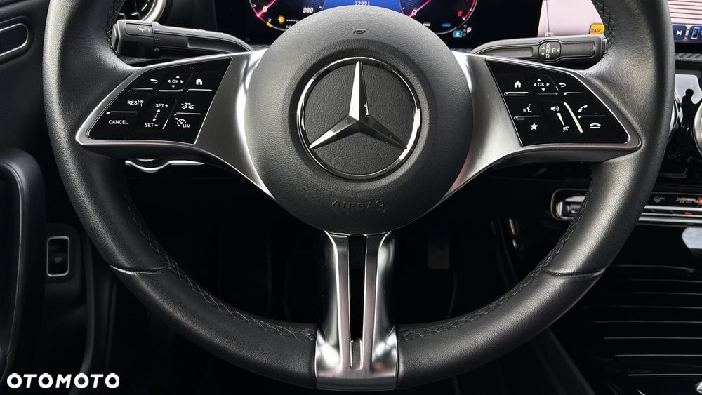 Mercedes-Benz CLA 200 7G-DCT - 15