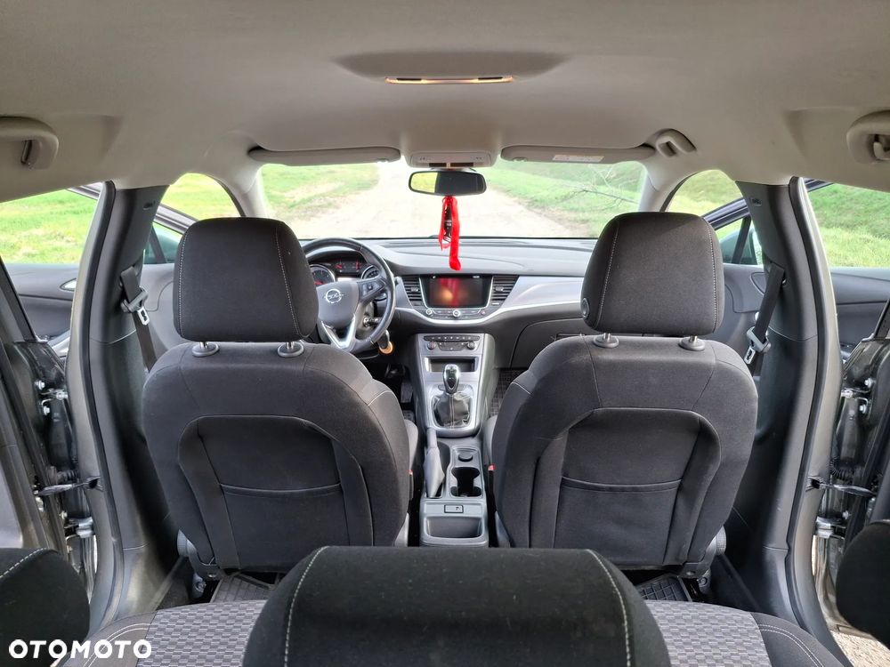 Opel Astra 1.6 CDTI Enjoy - 9