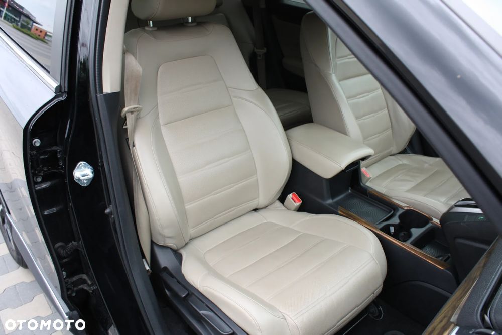 Honda CR-V 1.5 Lifestyle (Honda Connect+ / 7 os.) CVT - 16