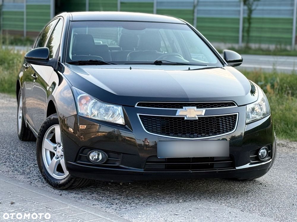 Chevrolet Cruze 1.8 LS MY11 - 17