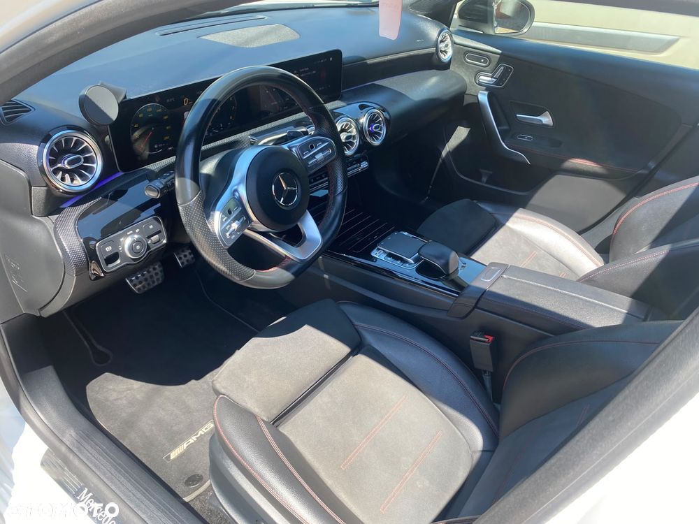 Mercedes-Benz Klasa A 200 AMG Line 7G-DCT - 12
