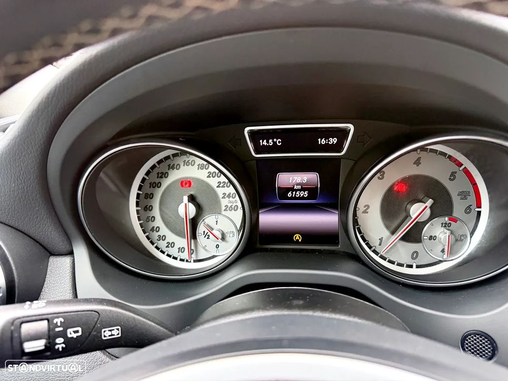 Mercedes-Benz GLA 180 CDI - 14