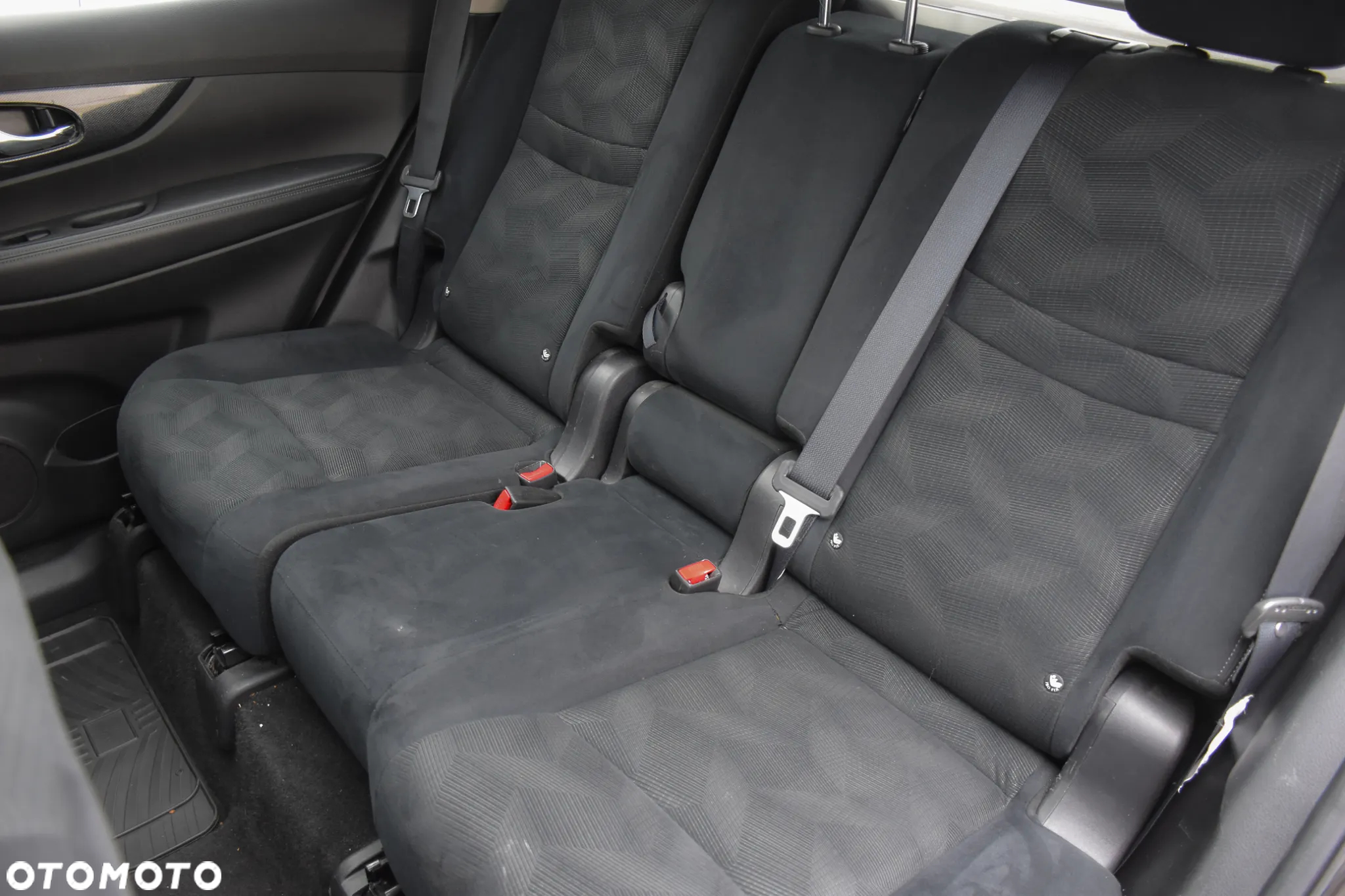 Nissan X-Trail 1.6 DIG-T Tekna - 37