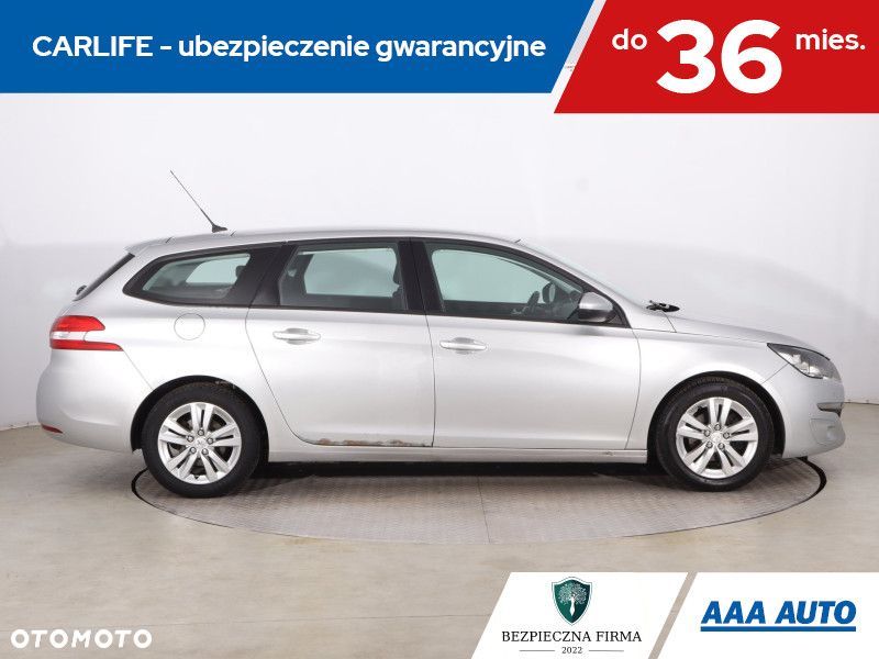 Peugeot 308 - 8