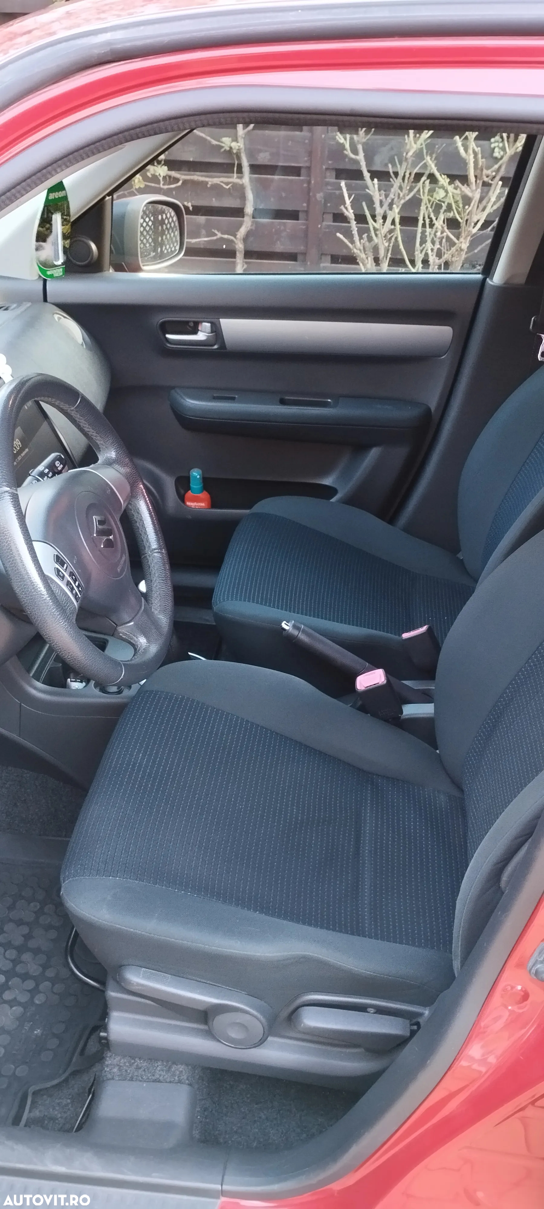 Suzuki Swift - 8