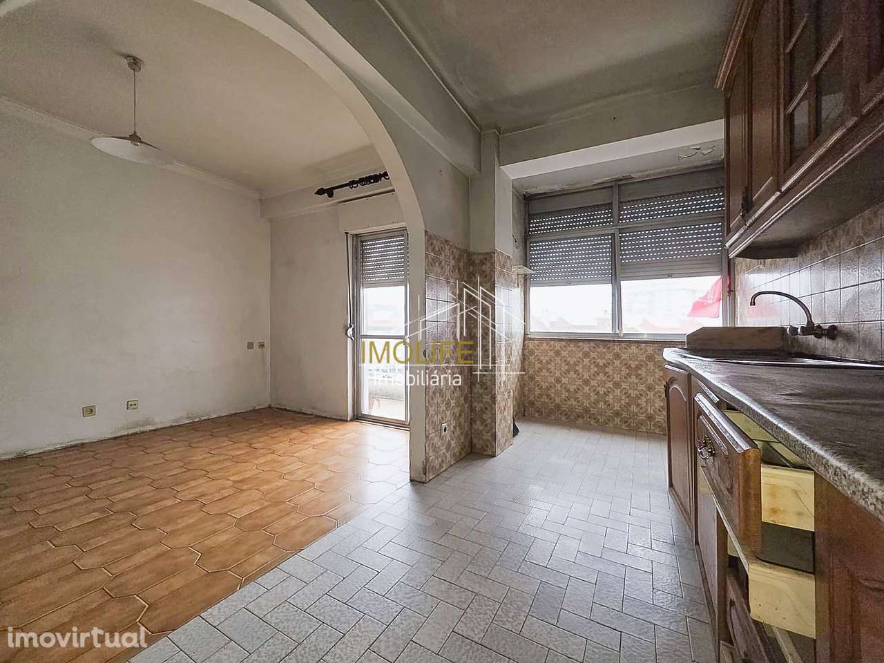 Apartamento T2 com varanda - Grande imagem: 5/41