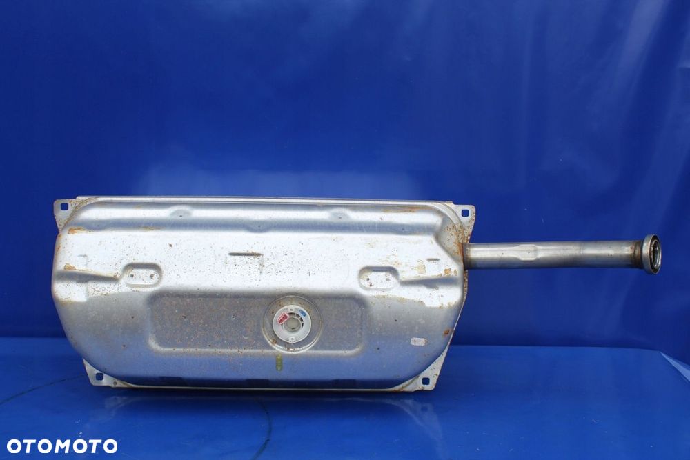 Zbiornik paliwa bak Europa Mercedes SL R230 W230 SL500 SL350 A2304703801 - 3