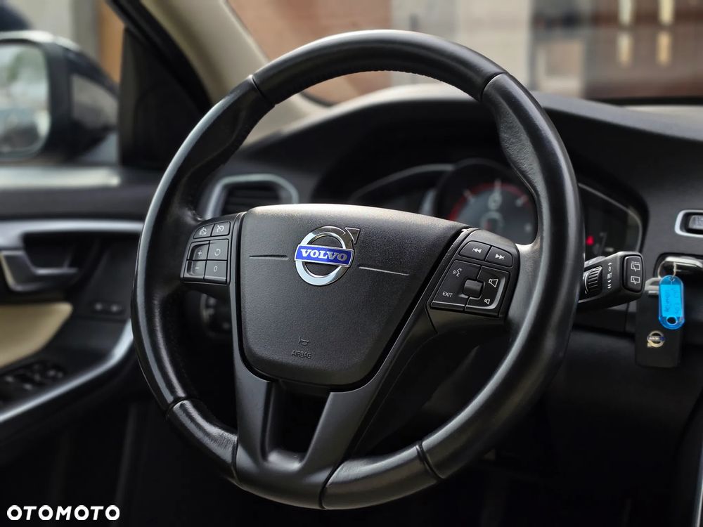 Volvo V60 - 23