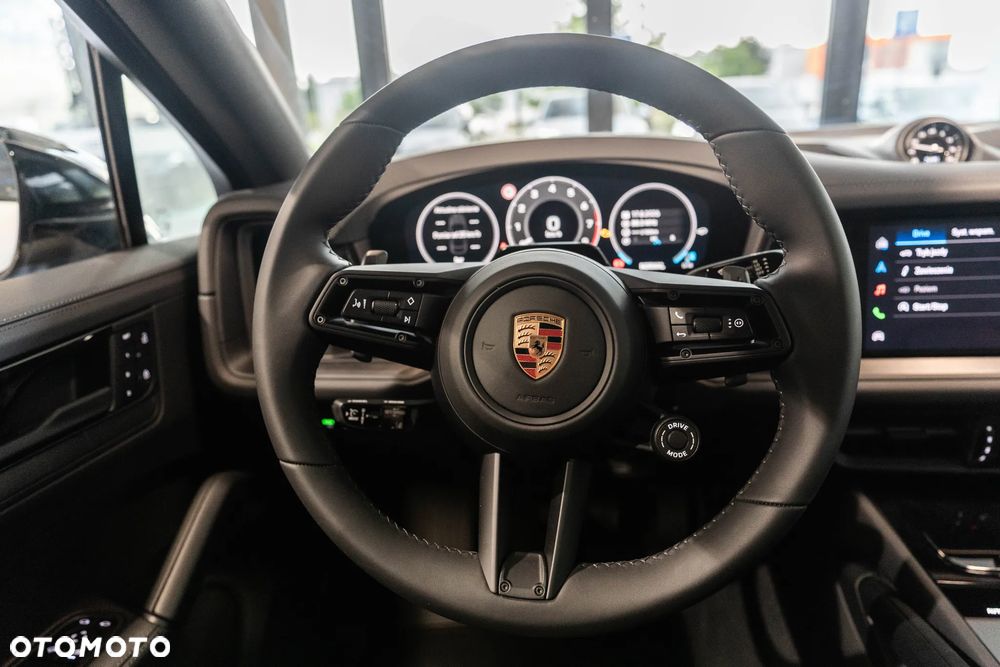 Porsche Cayenne Black Edition - 16