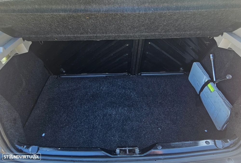 Peugeot 206 1.6 GTi - 8